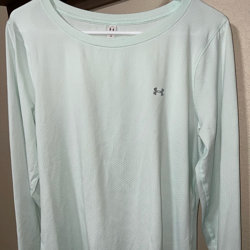 WOMENS UNDER ARMOUR LONG SLEEVE
